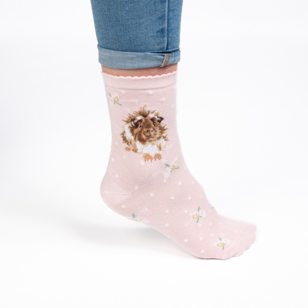 Wrendale Bamboe Sokken Pink "Grinny Pig"