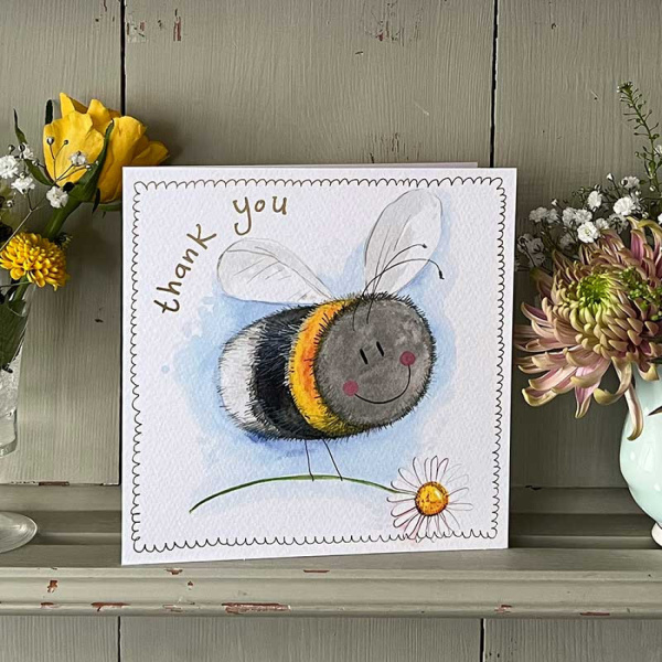 Alex Clark 16x16cm Wenskaart - Bee and Big Daisy