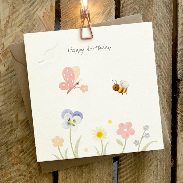 Ginger Betty 14,5x14,5cm Wenskaart - Butterfly, Bee & Flowers